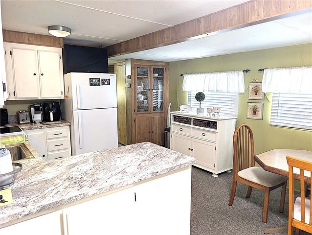 3300 26TH AVENUE E 122, Bradenton, FL 34208