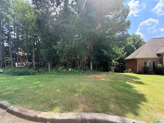 912 BENDING CREEK DRIVE, Bessemer, AL 35023
