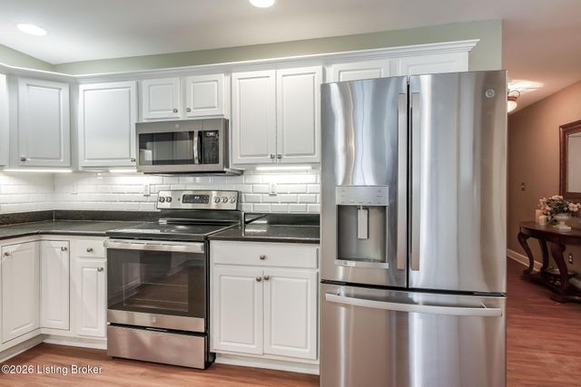 306 Cornell Ave, Mt Washington, KY 40047