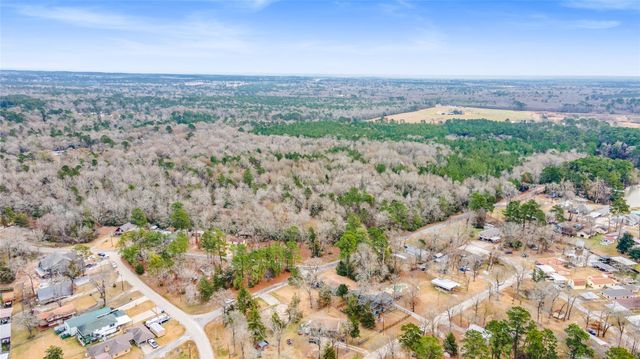 640 Lake Livingston Boulevard, Livingston, TX 77351