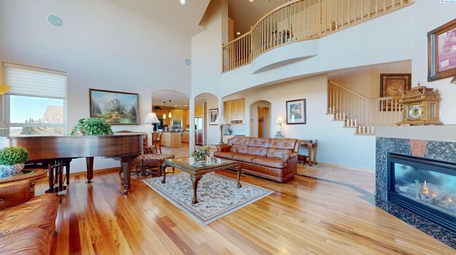 491 Adair Drive, Richland, WA 99352