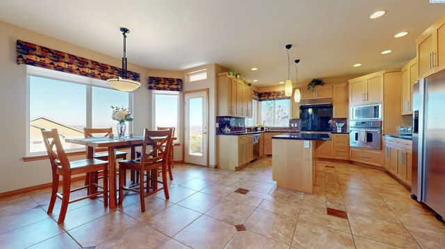 491 Adair Drive, Richland, WA 99352