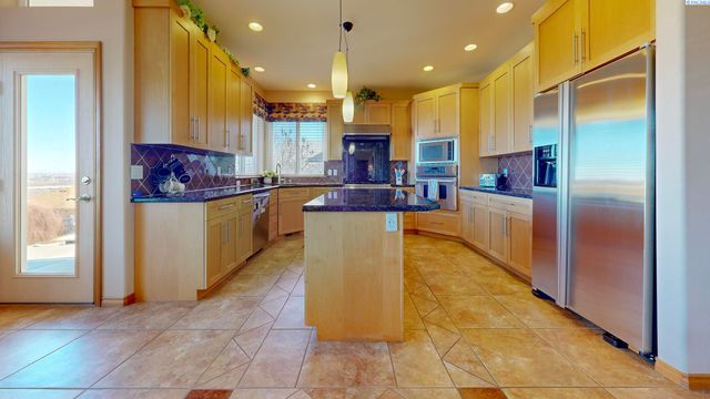 491 Adair Drive, Richland, WA 99352