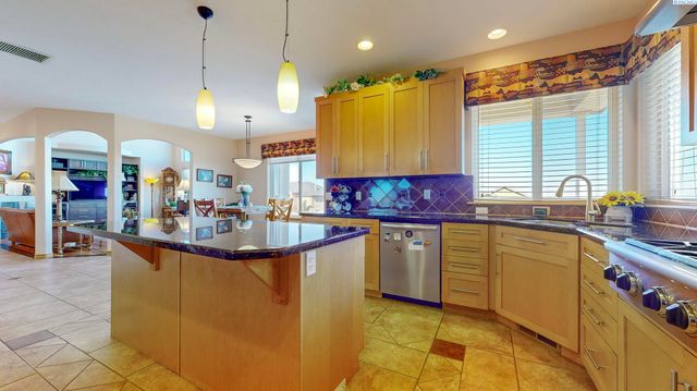 491 Adair Drive, Richland, WA 99352