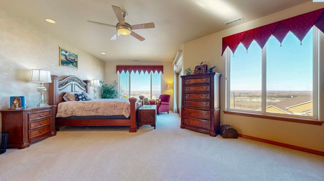 491 Adair Drive, Richland, WA 99352