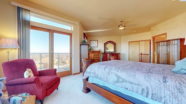 491 Adair Drive, Richland, WA 99352