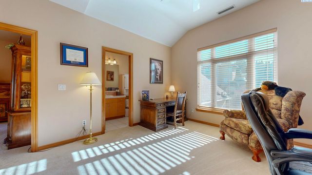 491 Adair Drive, Richland, WA 99352