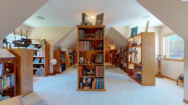 491 Adair Drive, Richland, WA 99352