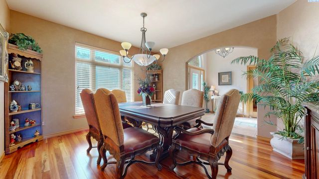 491 Adair Drive, Richland, WA 99352