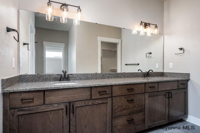 4050 ARROWHEAD TRL, Cheyenne, WY 82001