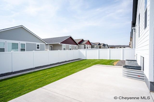 4050 ARROWHEAD TRL, Cheyenne, WY 82001