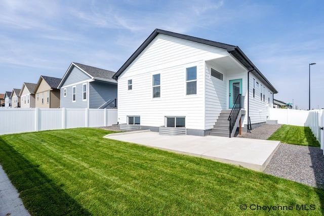 4050 ARROWHEAD TRL, Cheyenne, WY 82001