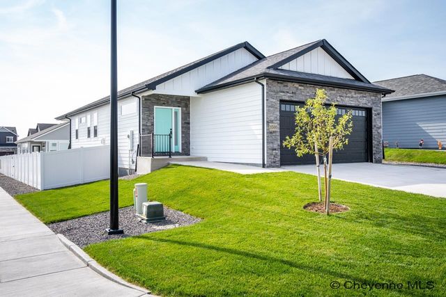 4050 ARROWHEAD TRL, Cheyenne, WY 82001