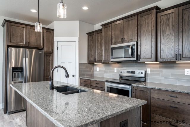 4050 ARROWHEAD TRL, Cheyenne, WY 82001