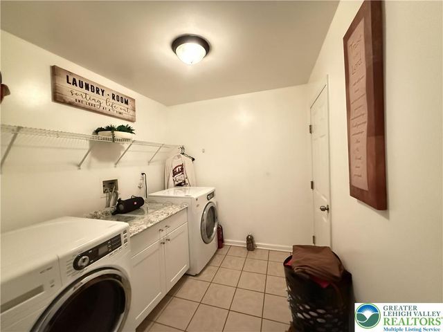 1152 Dorset Drive, Lehman Twp, PA 18324