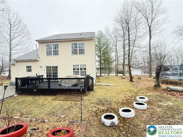 1152 Dorset Drive, Lehman Twp, PA 18324