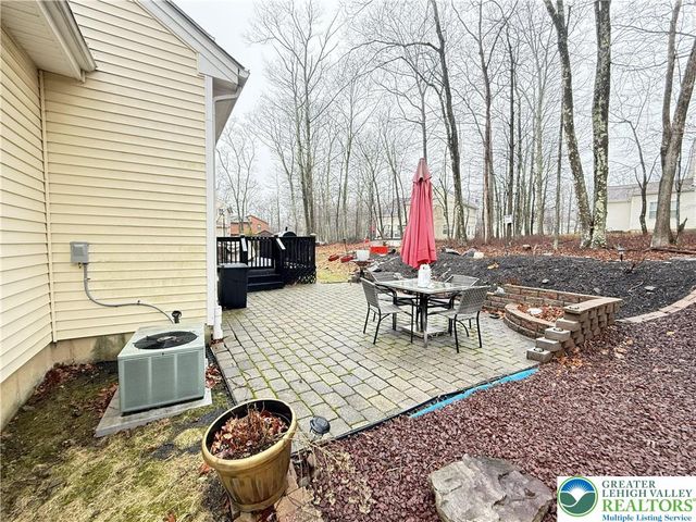 1152 Dorset Drive, Lehman Twp, PA 18324