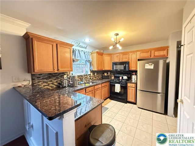 1152 Dorset Drive, Lehman Twp, PA 18324