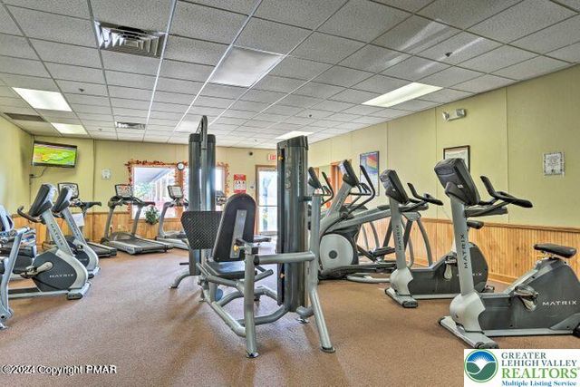 1152 Dorset Drive, Lehman Twp, PA 18324