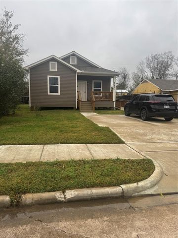 5950 Doolittle Boulevard, Houston, TX 77033