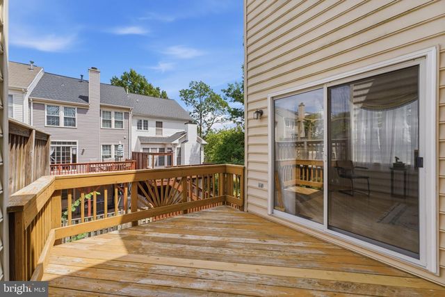 20628 GLENMERE SQ, Sterling, VA 20165