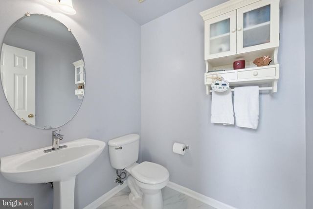 20628 GLENMERE SQ, Sterling, VA 20165