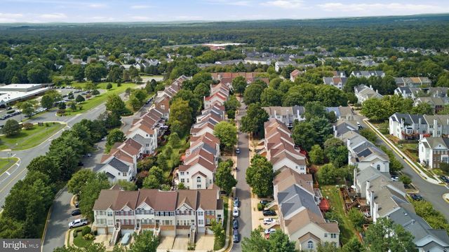 20628 GLENMERE SQ, Sterling, VA 20165