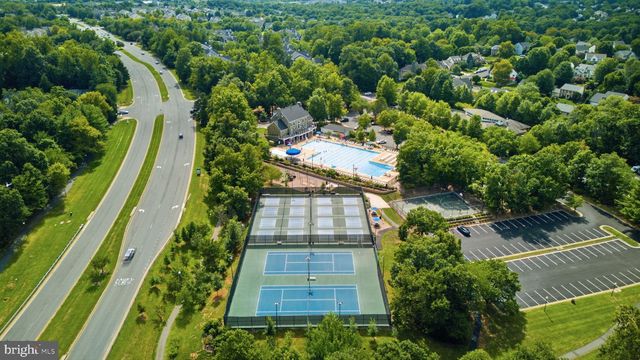 20628 GLENMERE SQ, Sterling, VA 20165