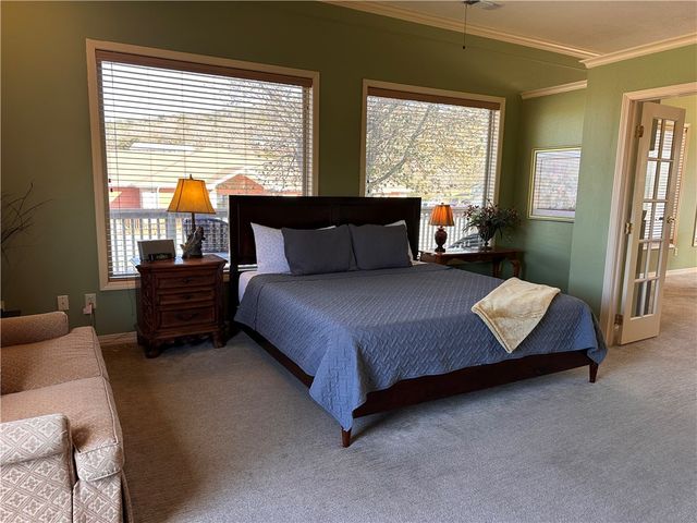 1 Blue Water Circle, Holiday Island, AR 72631