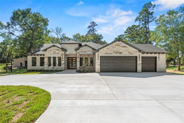 26819 South Creek Drive, Magnolia, TX 77354
