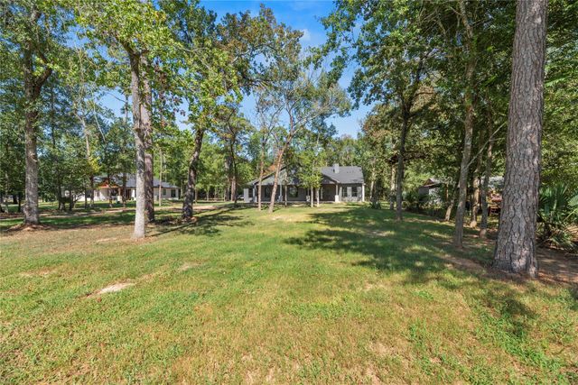 26819 South Creek Drive, Magnolia, TX 77354