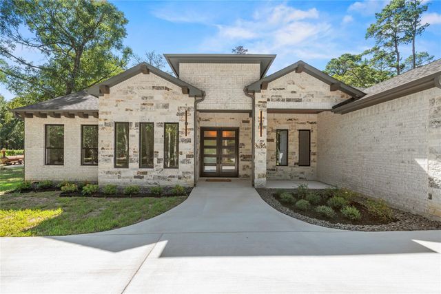26819 South Creek Drive, Magnolia, TX 77354