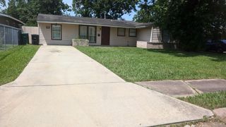 6139 Ridgeway Drive, Houston, TX 77033