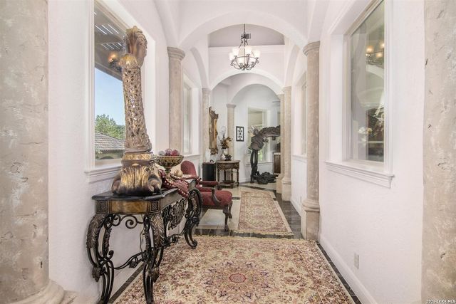 9469 Canyon Mist, Helotes, TX 78023