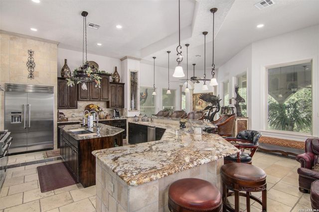 9469 Canyon Mist, Helotes, TX 78023
