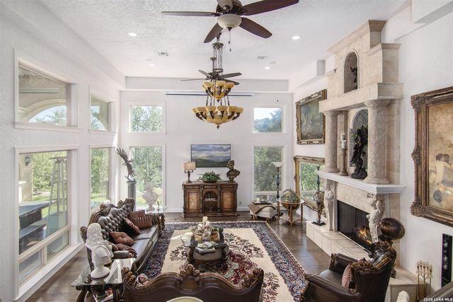 9469 Canyon Mist, Helotes, TX 78023
