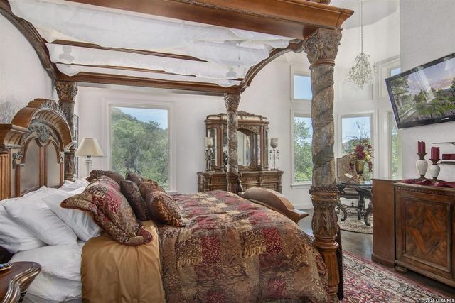 9469 Canyon Mist, Helotes, TX 78023
