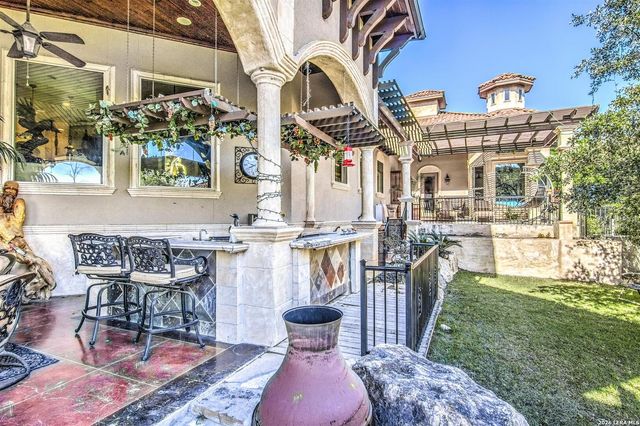 9469 Canyon Mist, Helotes, TX 78023