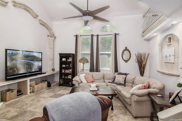 9469 Canyon Mist, Helotes, TX 78023