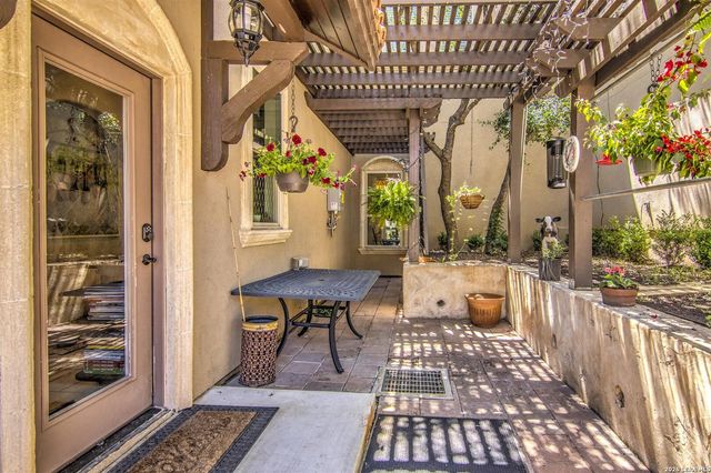 9469 Canyon Mist, Helotes, TX 78023
