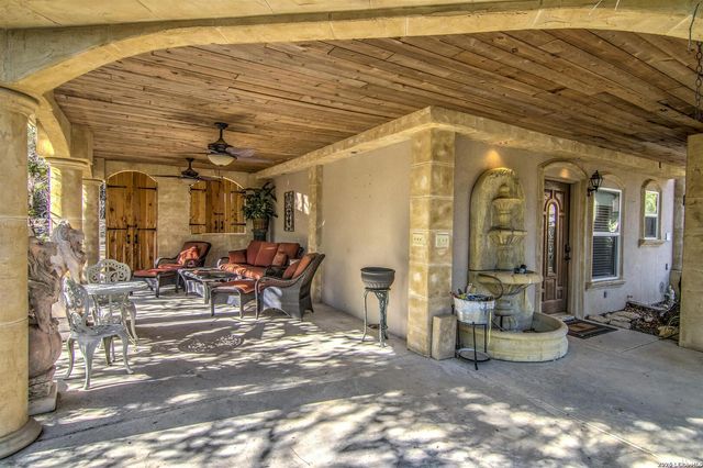9469 Canyon Mist, Helotes, TX 78023