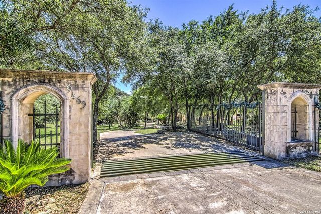 9469 Canyon Mist, Helotes, TX 78023