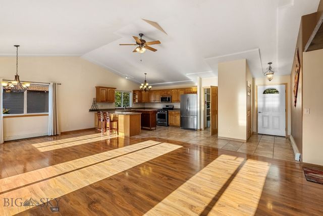 94 Vigilante Trail, Bozeman, MT 59718