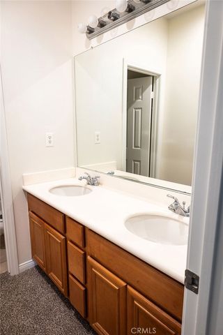 29274 Henderson, Highland, CA 92346