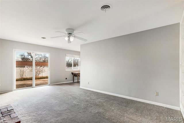 109 Little Hill Court, Ballwin, MO 63011