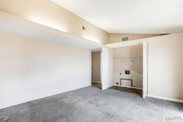 109 Little Hill Court, Ballwin, MO 63011