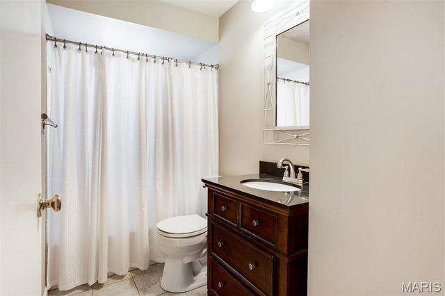 109 Little Hill Court, Ballwin, MO 63011