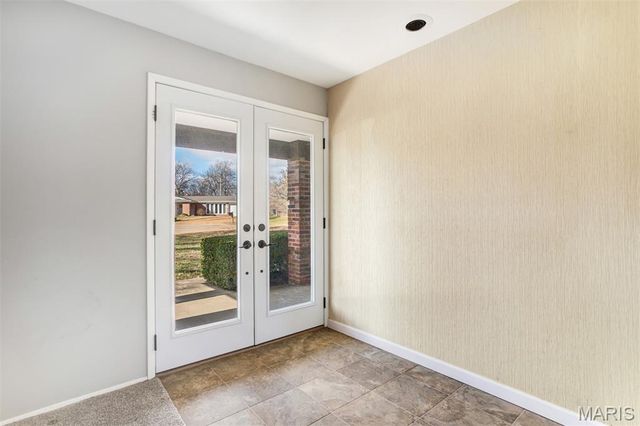 109 Little Hill Court, Ballwin, MO 63011