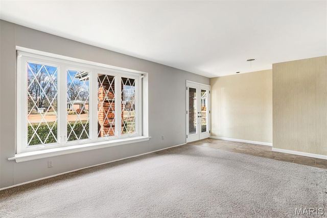 109 Little Hill Court, Ballwin, MO 63011