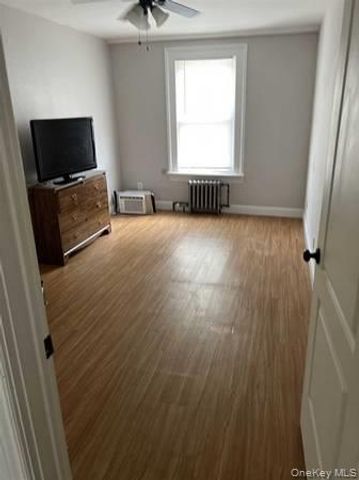 1027 1029 BEEKMAN Road 4, Poughquag, NY 12533